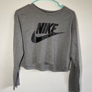 Women’s Nike crop top